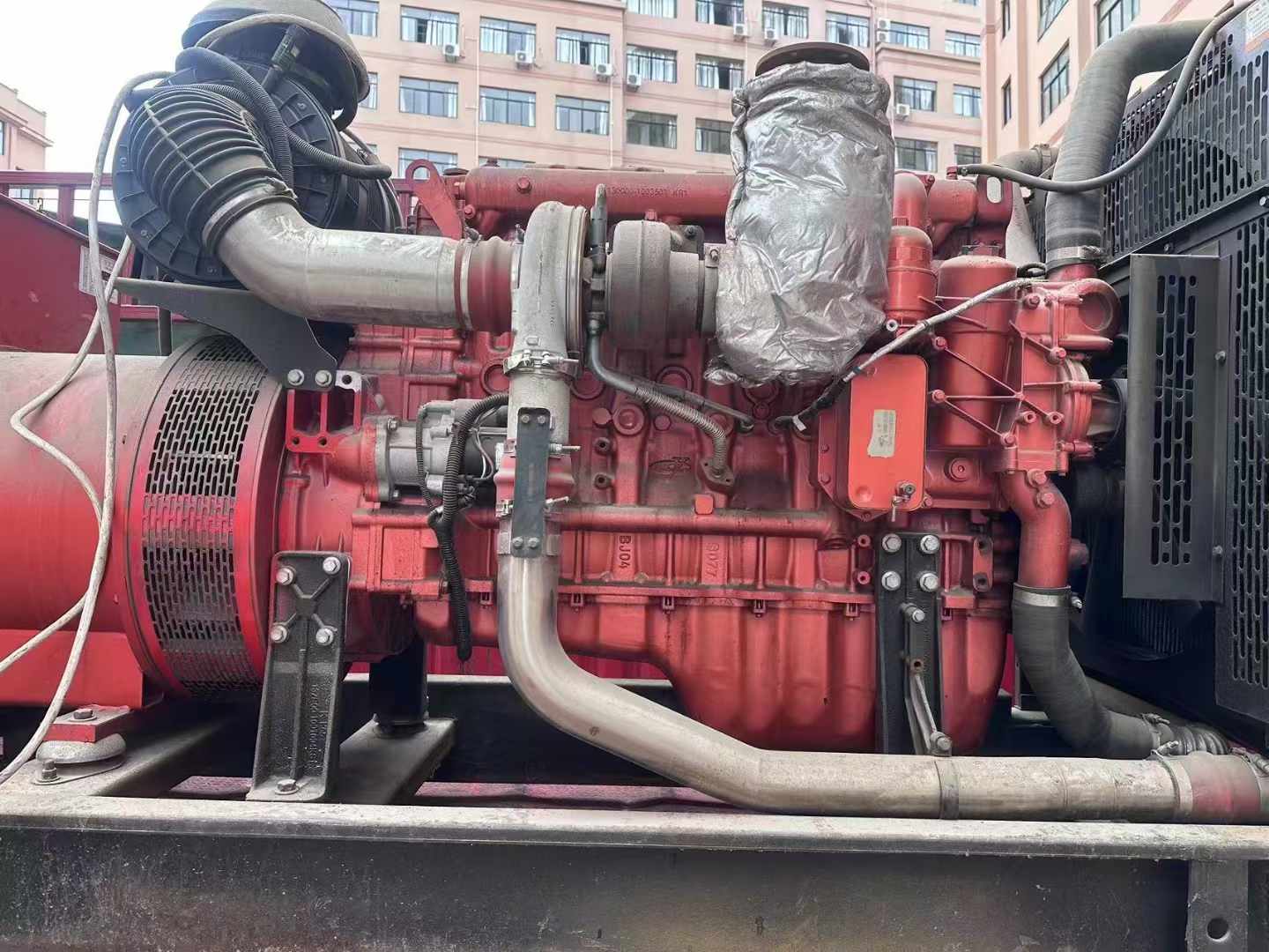 修武如何选择适合 600kW 柴油发电机组的过载保护器？